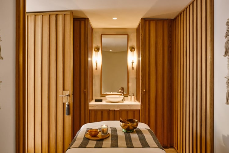 Ibiza Bay Spa by Six Senses Spa Spa Treatment Room